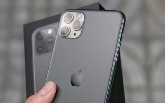 Apple: iPhone 11 Pro Max e Apple Watch 3 diventano vintage