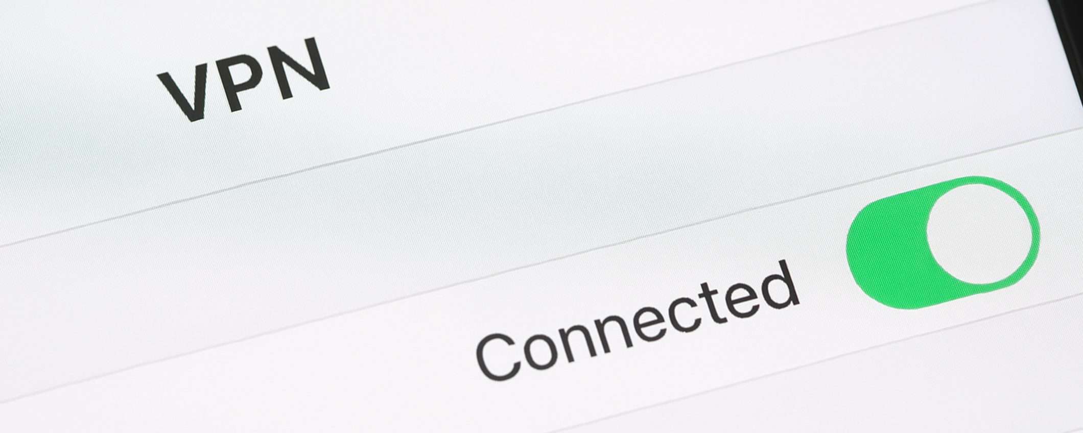 Costa meno di 5€ al mese e ti protegge da tutto: ExpressVPN al 68% di sconto