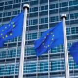 UE vuole vietare Huawei e ZTE dalle reti 5G per motivi di sicurezza