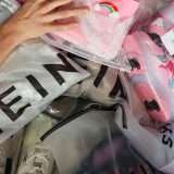 Greenpeace: sostanze pericolose negli abiti di Shein