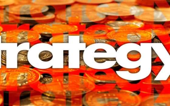 Strategy raccoglie $715 milioni da investire in Bitcoin