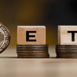 XRP in crescita mentre 5 ETF spot si avvicinano al lancio