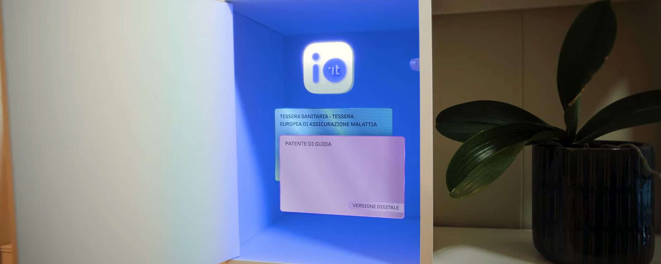 IT-Wallet, pagamenti e SEND nello spot dell'app IO