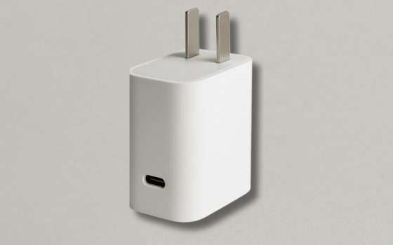 Europa: dal 2028 solo caricabatterie USB‑C, le eccezioni