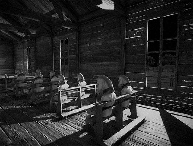 Uno screenshot per il gameplay di HORSES