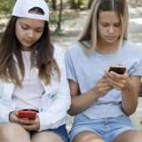 Social vietati fino a 16 anni in tutta Europa: è la soluzione giusta?