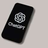 ChatGPT: la modalità vocale non è più separata, ma nella chat