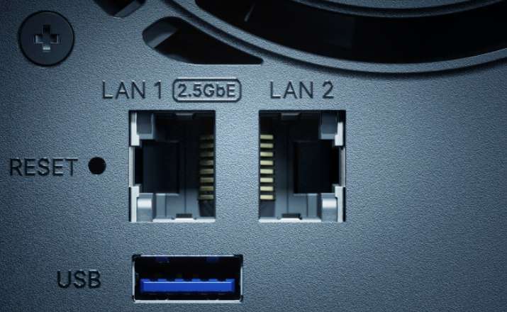 Porta LAN 2,5 GbE NAS Synology