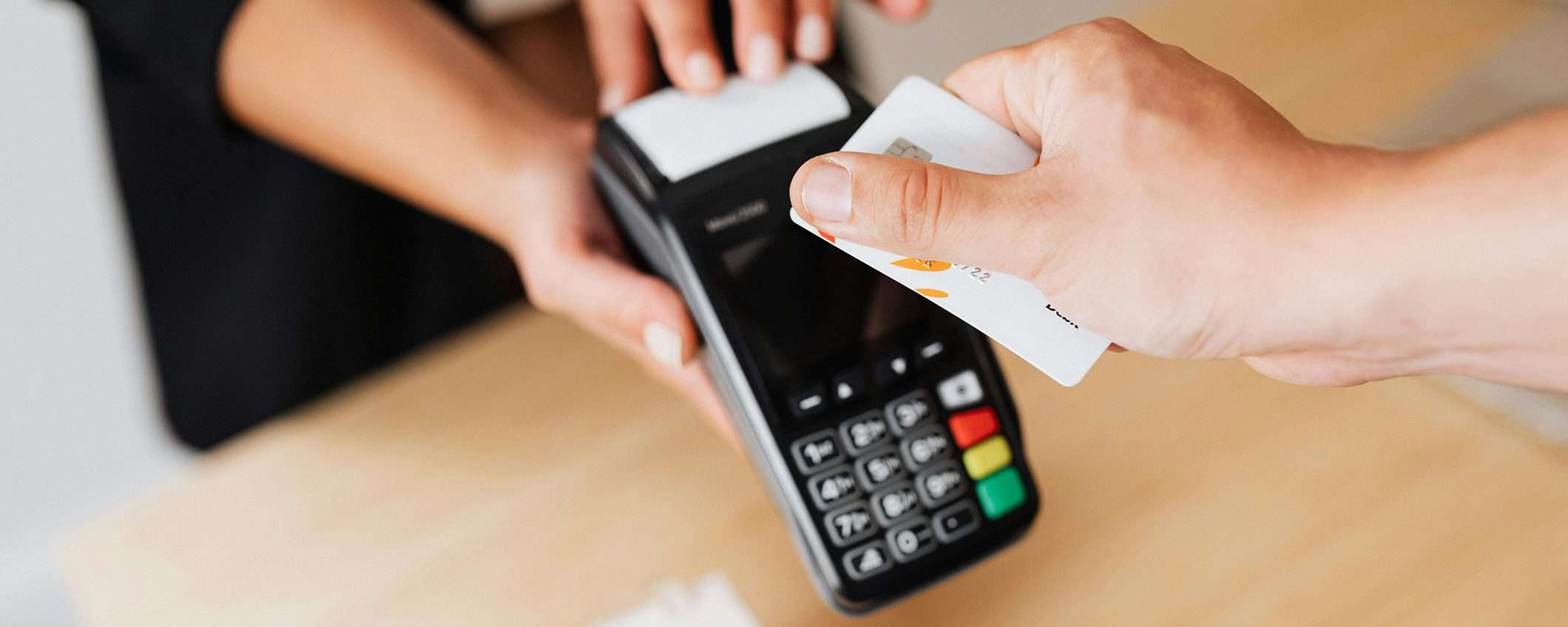 POS-cassa, basta scontrini mancanti: novità antievasione dal 2026