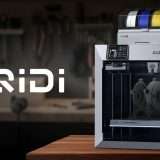 QIDI Max4: stampante 3D di grande scala debutta a Formnext 2025 in Germania