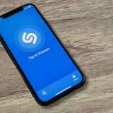 Shazam per iOS si aggiorna con Liquid Glass, è elegante e intuitivo