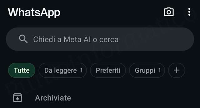 Il campo "Chiedi a Meta AI o cerca" in WhatsApp