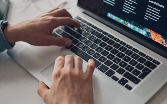 Crea il tuo sito web professionale con IONOS: il website builder AI è gratis