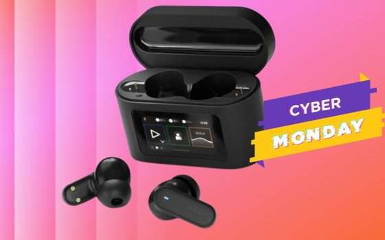 Questi auricolari Philips hanno un display touch e ANC a soli 59€