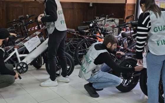 Sequestrate 295 e-bike truccate a Verona