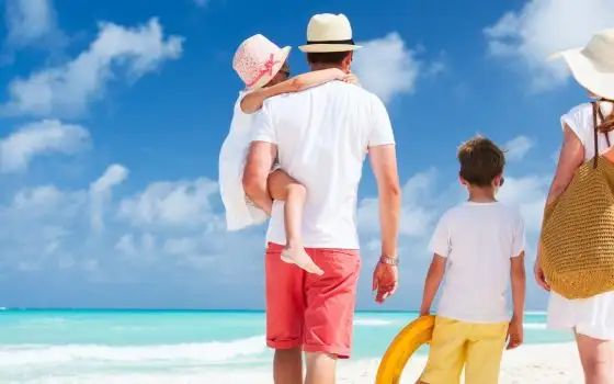 Modalità vacanza ON: naviga all'estero senza Roaming e risparmia il 20% con Saily