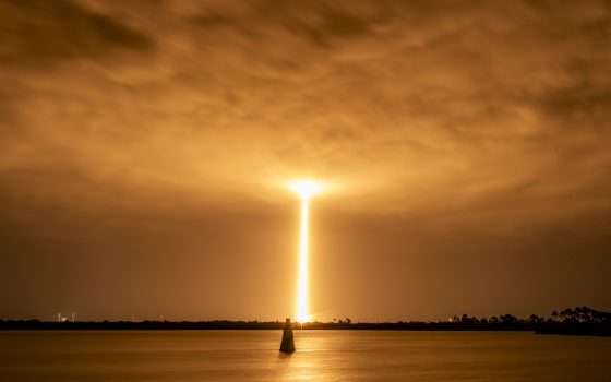 Starlink: satellite esploso in caduta verso la Terra?