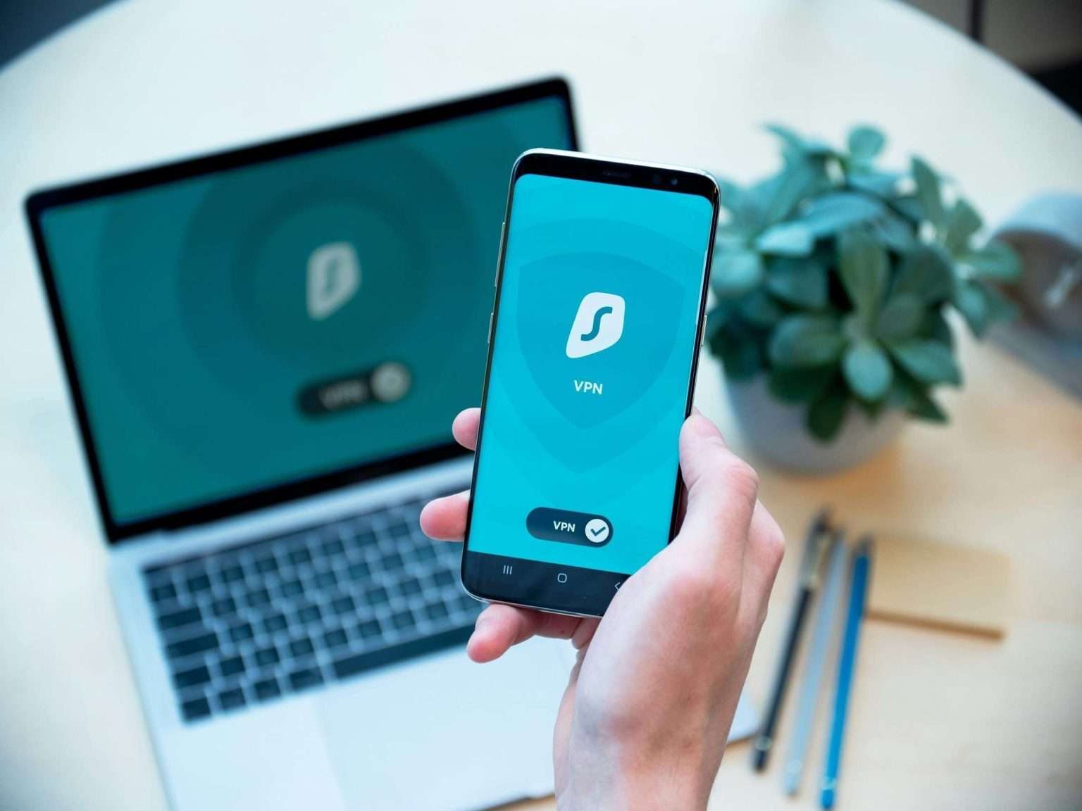 Anteprima: Surfshark è in offerta: ecco perché è la migliore VPN da attivare a ottobre (-85%)