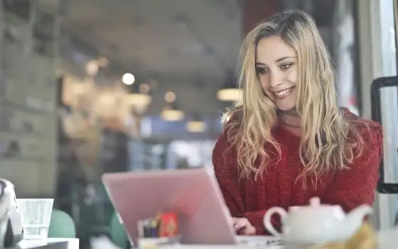 Antivirus e VPN senza limiti: con AVG si naviga in sicurezza spendendo poco (-60%)