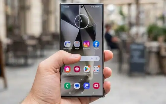 Samsung testa batteria da 20.000 mAh, peccato che si gonfi...