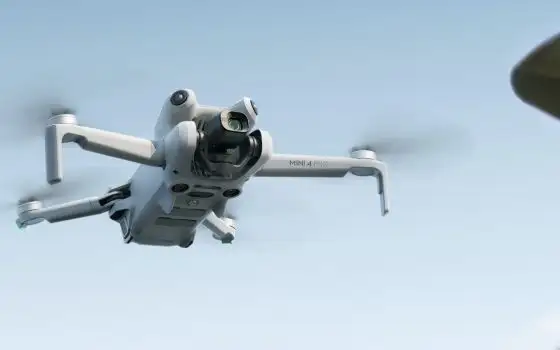 Gli USA chiudono i cieli: stop ai droni stranieri