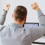 Offerta Hostinger Cyber Week 2025: fino all’85% di sconto su hosting e sito web