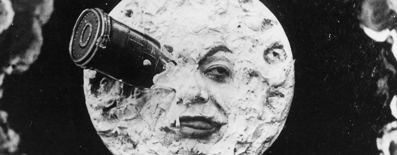 Anteprima: Elon Musk pubblica il video dello schianto sulla Luna, ma è falso