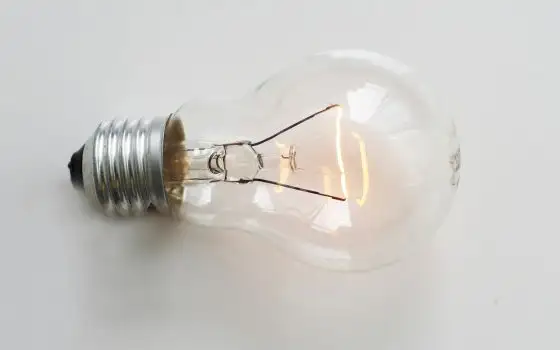 Bollette luce e gas più leggere: basta scegliere la nuova offerta di Octopus