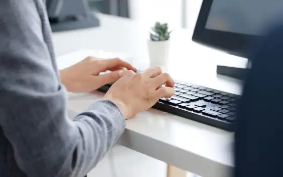 Crea il tuo sito web con IONOS e i suoi strumenti AI: il primo anno è gratis