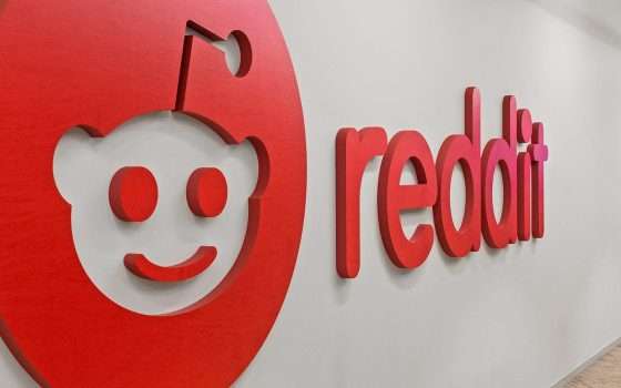 Reddit, nuove regole per i minorenni: cosa cambia