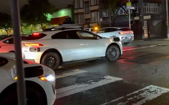 Blackout paralizza le self-driving car Waymo: KO a SF