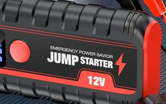 Batteria dell'auto scarica, che INCUBO: risolvi con l'avviatore a 24,99€