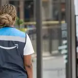 Amazon licenzia altre 16.000 persone, pesa l'AI