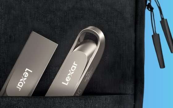 La Pen Drive Lexar 64GB in metallo costa solo 9€ su Amazon oggi