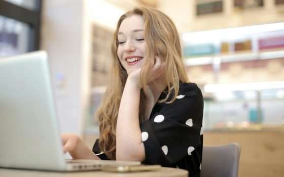 VPN illimitata con 1,99 euro al mese: è il momento di scegliere Surfshark