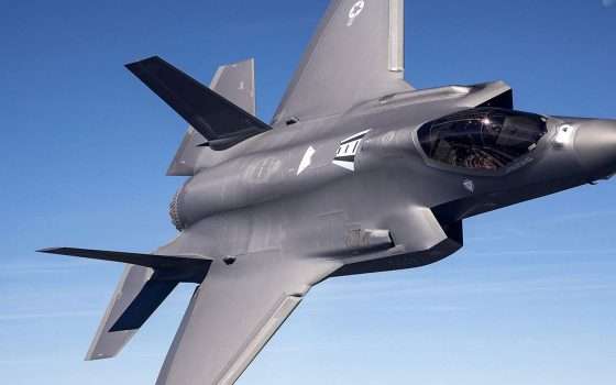 F-35: ministro olandese vuole craccare il software