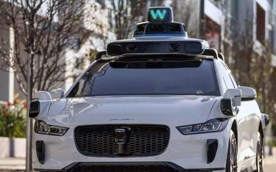 Waymo crea un mondo digitale con DeepMind Genie 3