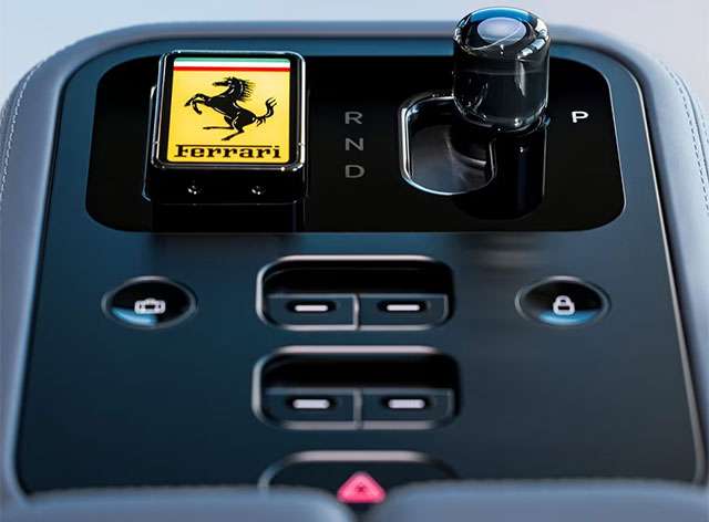 Il cambio dell'auto elettrica Ferrari Luce