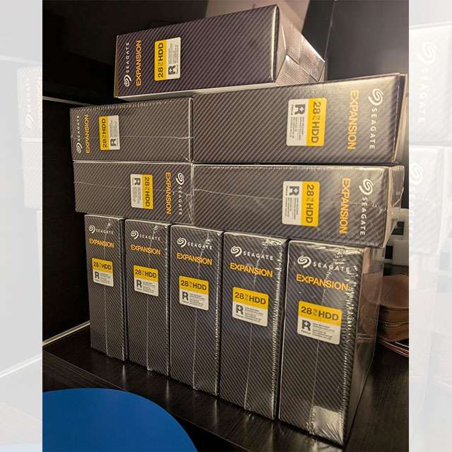 Alcuni degli HDD comprati negli USA