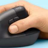 Posizione più naturale e niente fatica con il mouse wireless verticale Logitech Lift