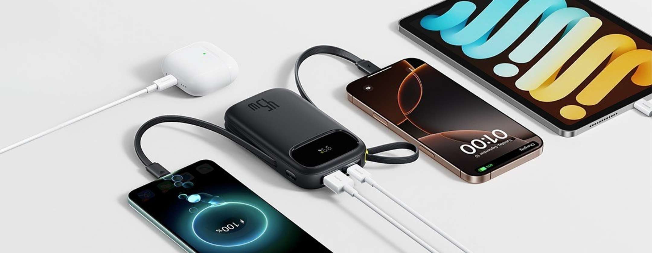 Ricarica ovunque nel formato tascabile: Power Bank da 45W con 2 cavi integrati