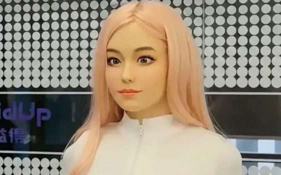 Moya, il robot che sembra troppo umano con la pelle calda