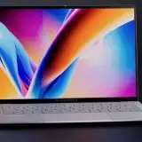 ASUS ExpertBook Ultra: schermo OLED e chip AI