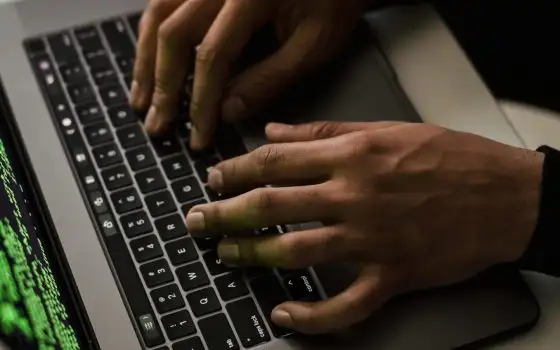 Google, Meta, Amazon e OpenAI contro le truffe: arriva l'alleanza