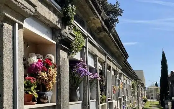 Cimiteri digitali: Garante Privacy sanziona Aldilapp