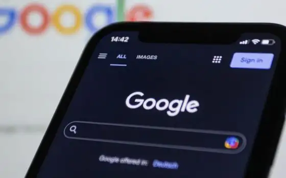 Google elimina una funzione AI per le ricerche: rischi per la salute?