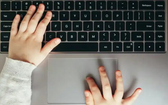 Verifica dell’età su tutti i sistemi operativi: è legge in California