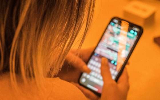 La generazione social è la meno felice: a rischio gli under 25