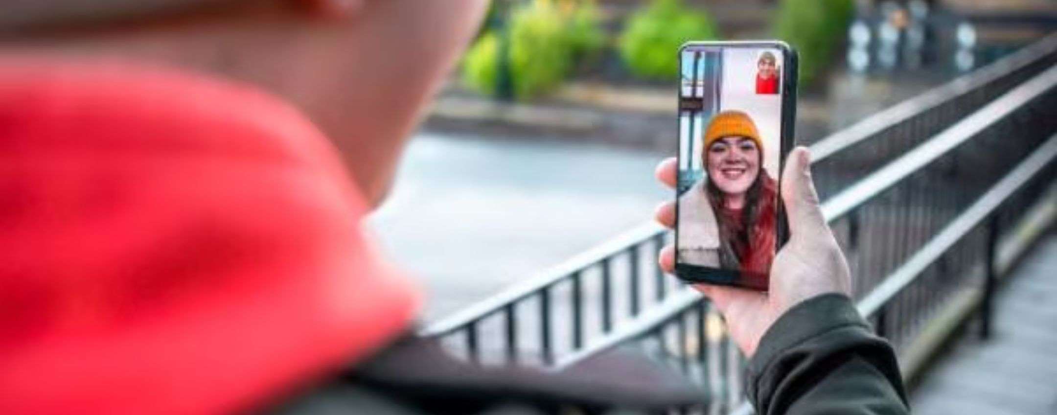 Lo standard per le videochiamate tra iPhone e Android esiste, Apple e Google devono decidere