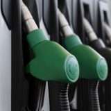 Giù i prezzi benzina e diesel: cosa cambia con il decreto carburanti